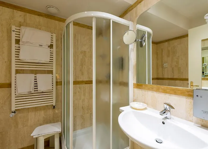 Готель 4 Stagioni Sensus